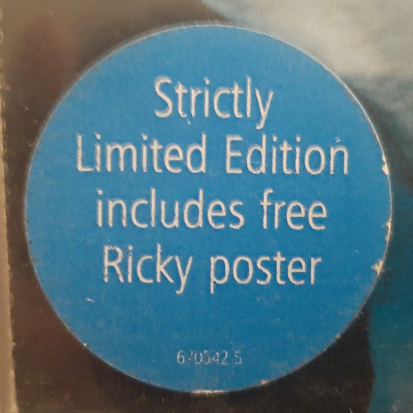 ricky-martin-–-she-bangs