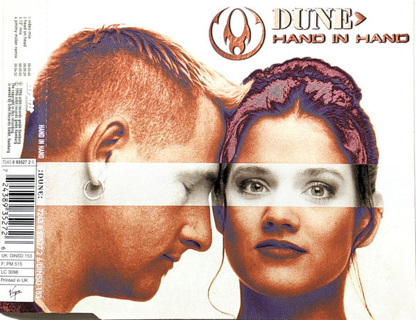 dune-(3)-–-hand-in-hand
