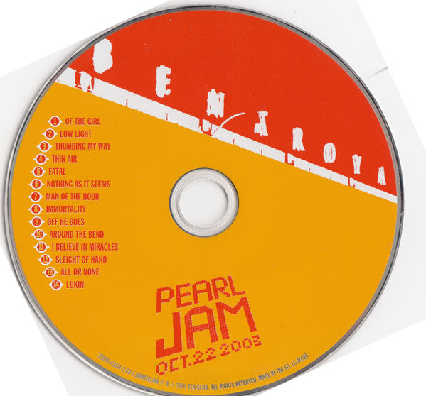 pearl-jam-–-benaroya-hall-october-22nd-2003