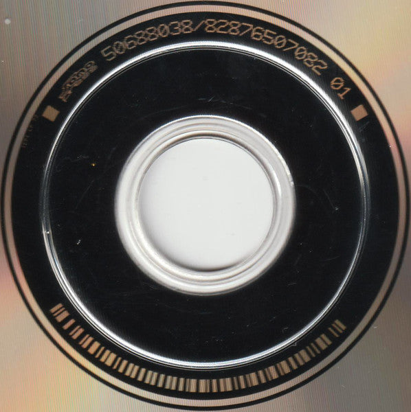 guano-apes-–-pretty-in-scarlet