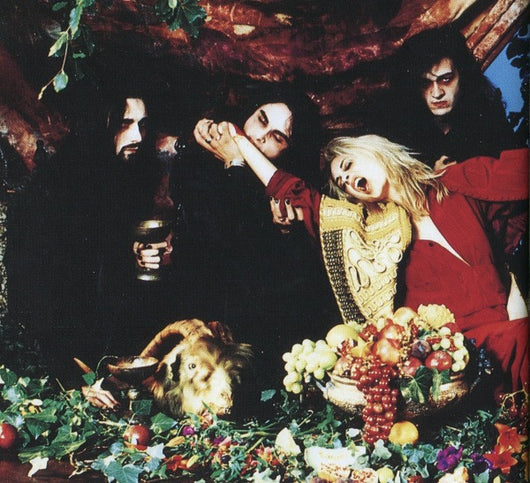 dusk.....-and-her-embrace