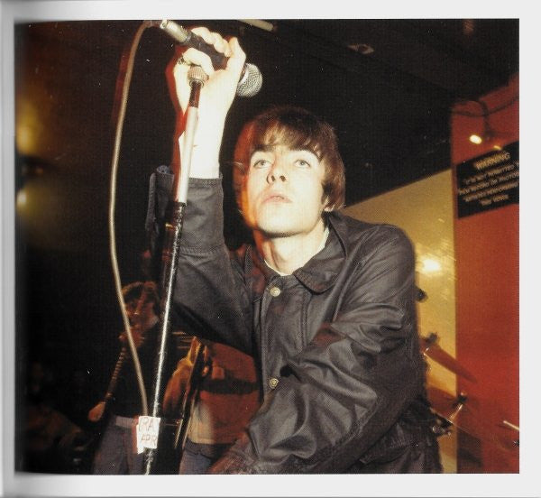 oasis-(2)-–-definitely-maybe