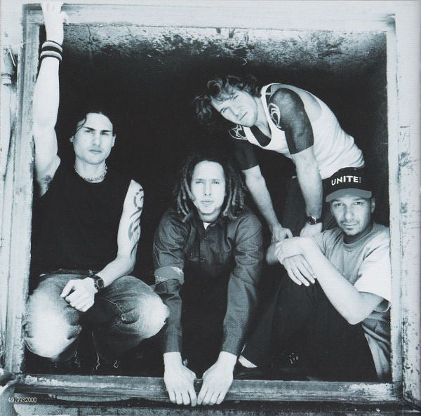 rage-against-the-machine-–-renegades-/-the-battle-of-los-angeles