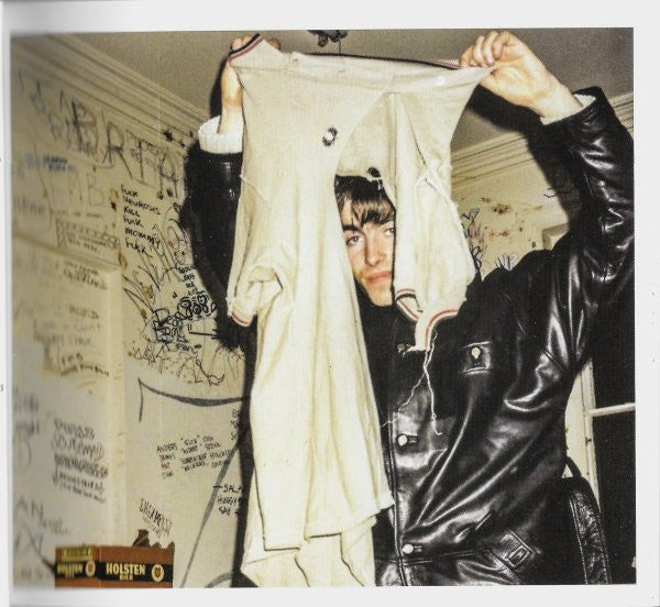 oasis-(2)-–-definitely-maybe