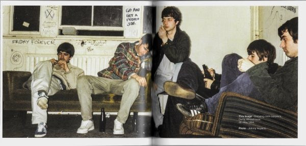 oasis-(2)-–-definitely-maybe