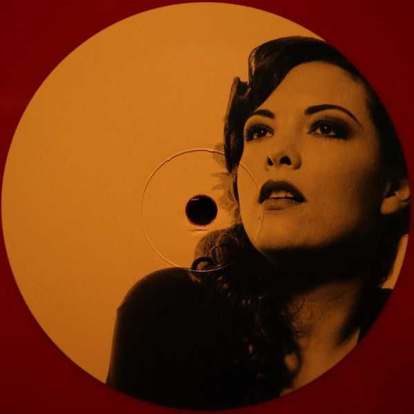 caro-emerald-–-deleted-scenes-from-the-cutting-room-floor