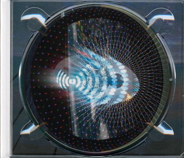 the-aliens-(2)-–-live-on-the-moon