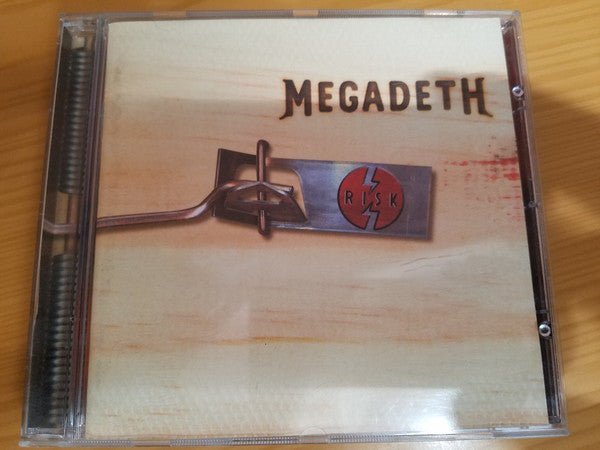 megadeth-–-risk