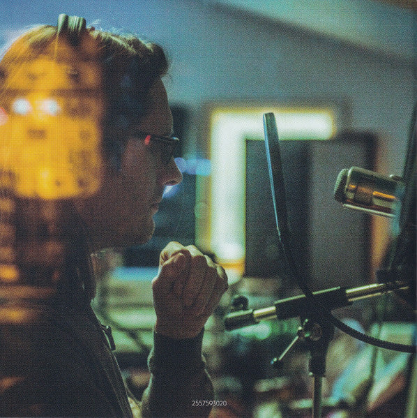 steven-wilson-–-to-the-bone