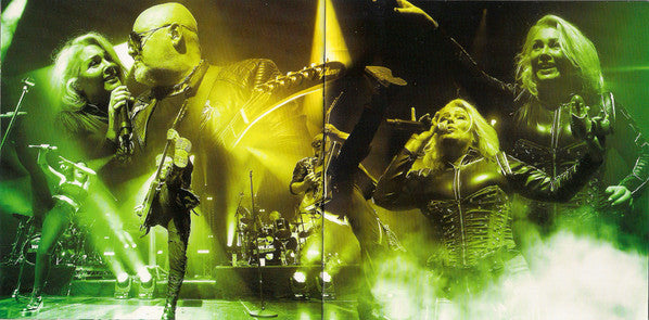 aliens-live