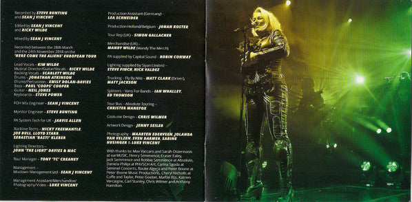 aliens-live