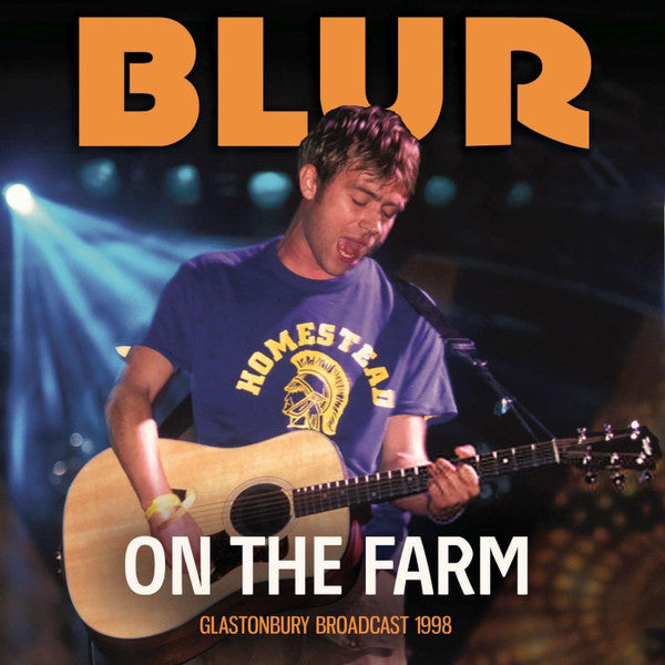 blur-–-on-the-farm
