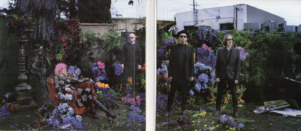 garbage-–-strange-little-birds