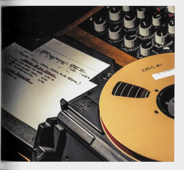 oasis-(2)-–-definitely-maybe