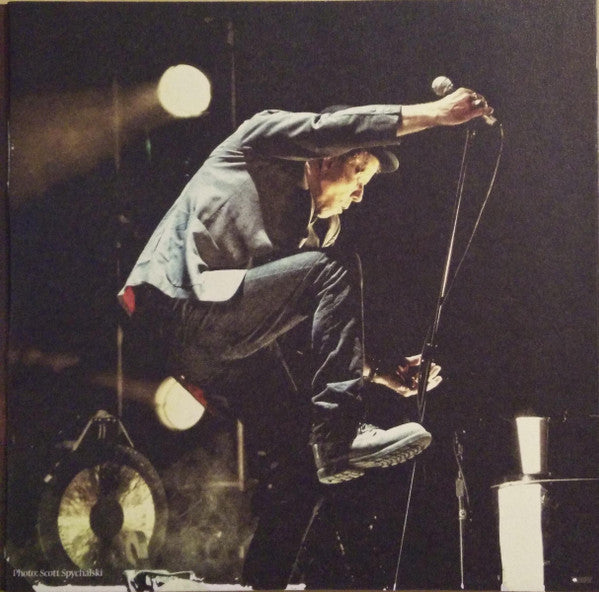 tom-waits-–-glitter-and-doom-live