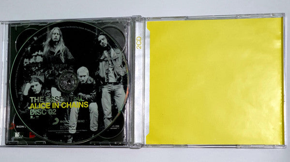 alice-in-chains-–-the-essential-alice-in-chains
