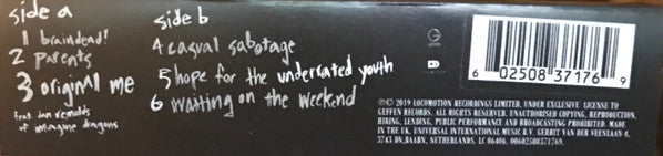 yungblud-(3)-–-the-underrated-youth