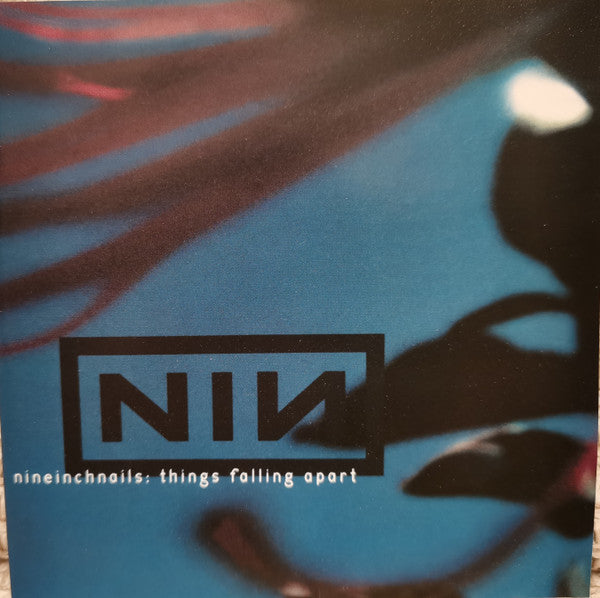 nine-inch-nails-–-things-falling-apart