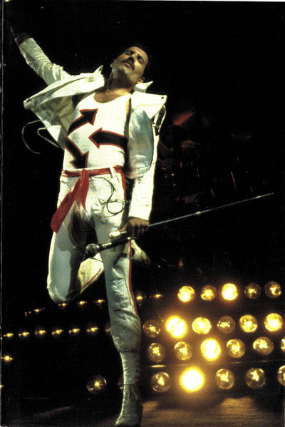 queen-on-fire-(live-at-the-bowl)