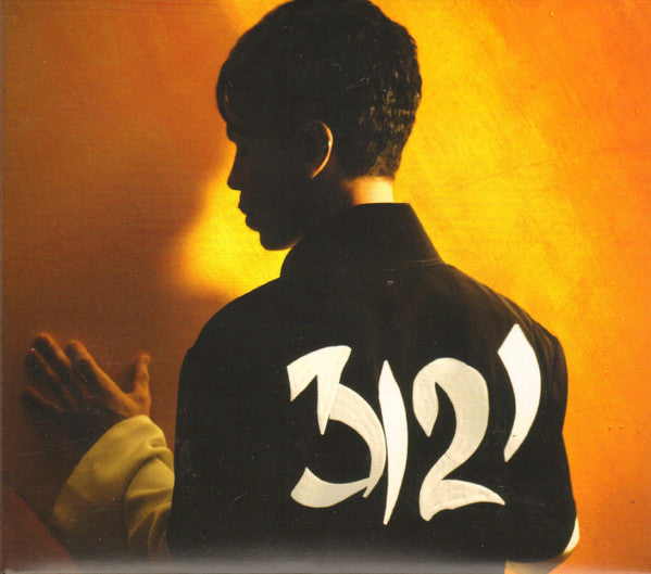3121