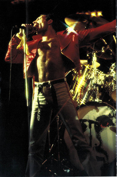queen-on-fire-(live-at-the-bowl)