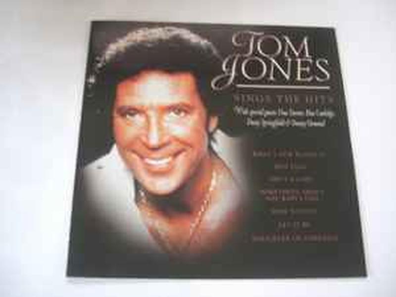 sings-the-hits