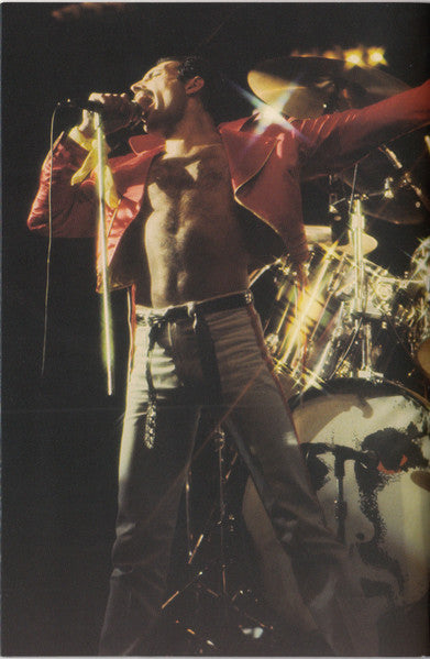 queen-on-fire-(live-at-the-bowl)