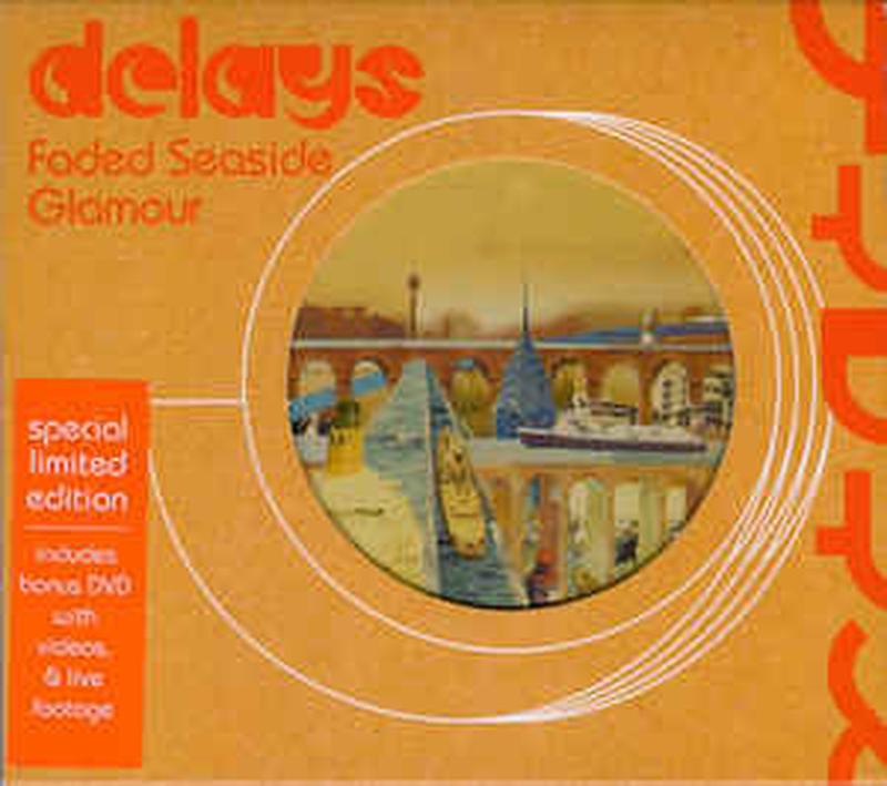 faded-seaside-glamour