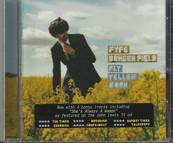 fly-yellow-moon