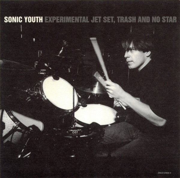 experimental-jet-set,-trash-and-no-star
