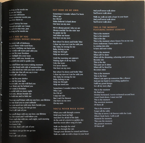 standing-ovation:-the-greatest-songs-from-the-stage