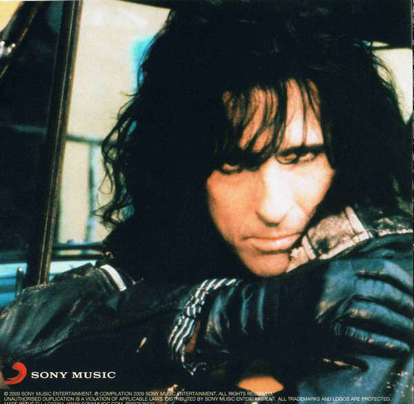 spark-in-the-dark:-the-best-of-alice-cooper