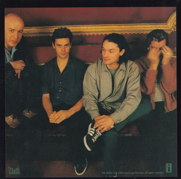 razorblade-suitcase